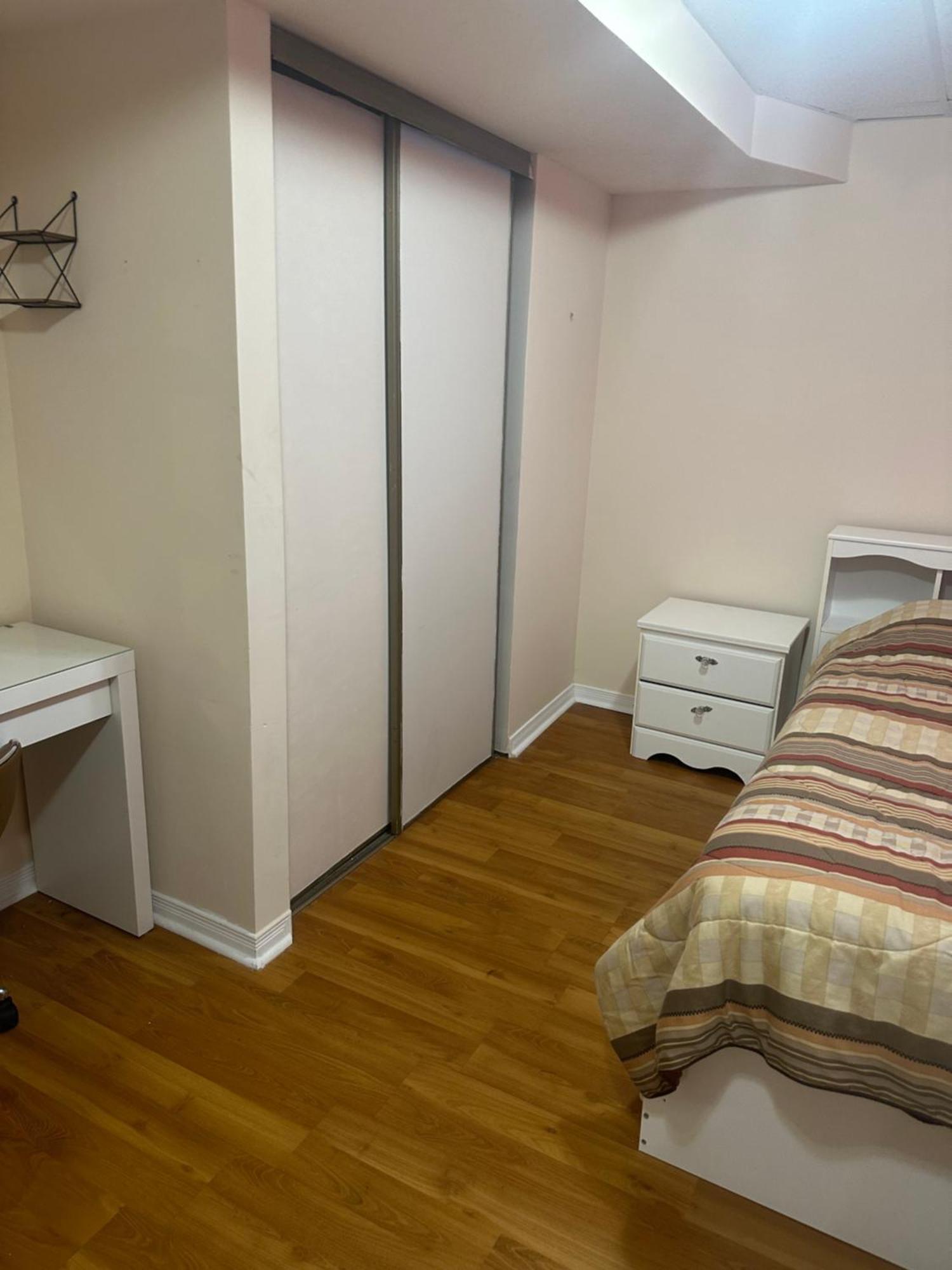 A Bed Of 2 Beds Cute For Females Only - Pour Les Femmes Seulement Homestay *